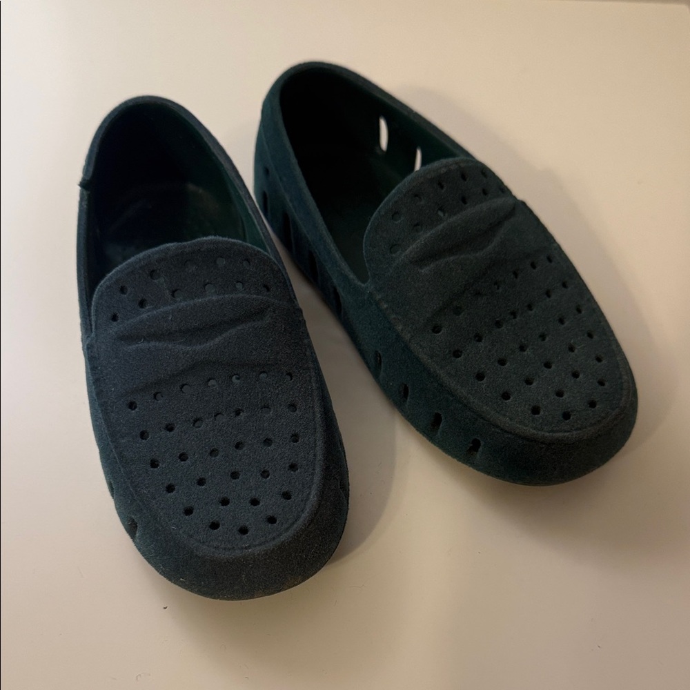 Floaters Boys Prodigy Suede Loafers